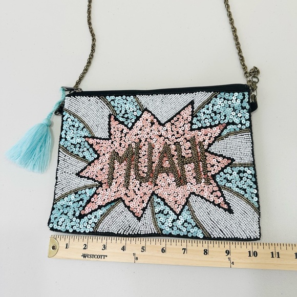 AMERICA & BEYOND  Blue /Pink Beaded Sequined Crossbody‎ - Picture 2 of 10